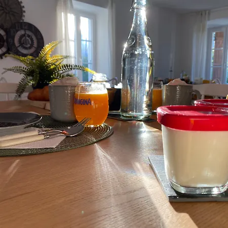 La Villa d'Hélène 2 - Chambres d'hôtes BnB et Appartements - Cluses-3